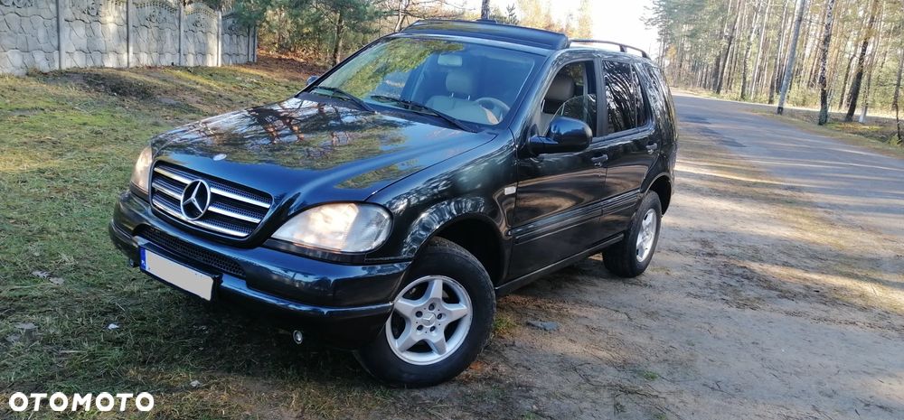 Mercedes-Benz ML - 13