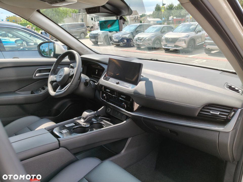 Nissan X-Trail - 11