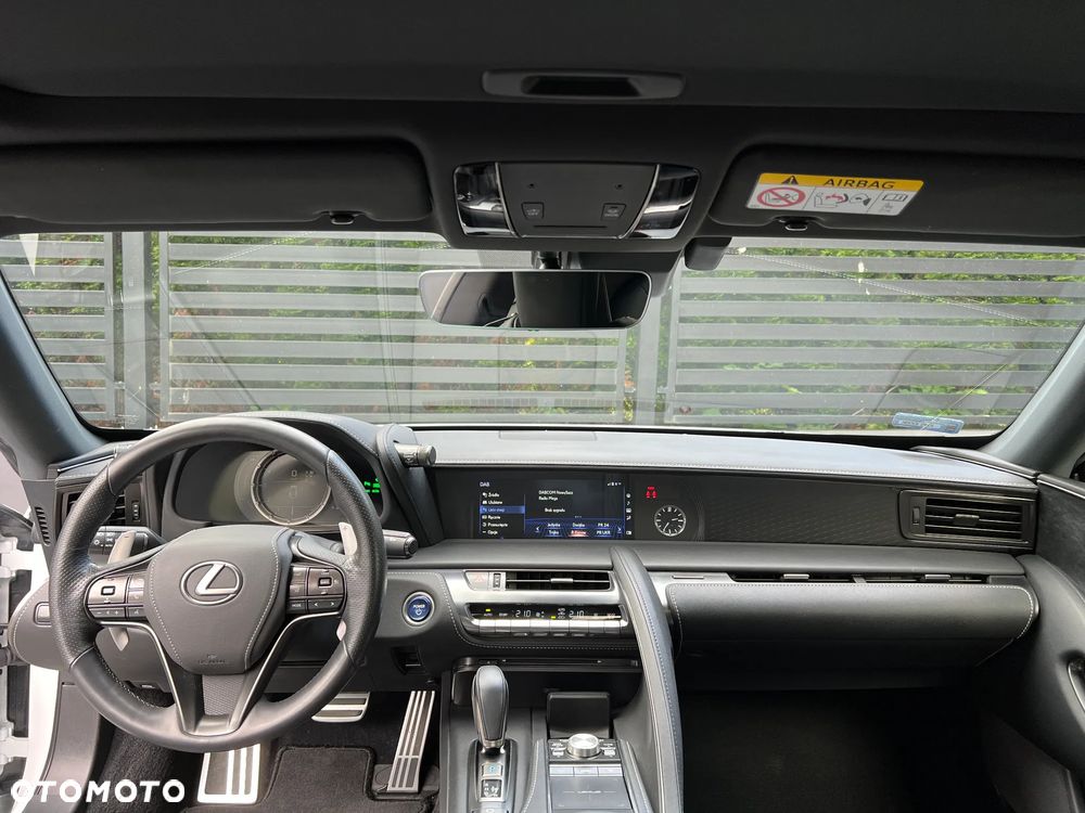Lexus LC 500h Prestige - 11