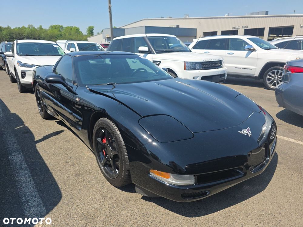 Chevrolet Corvette - 1