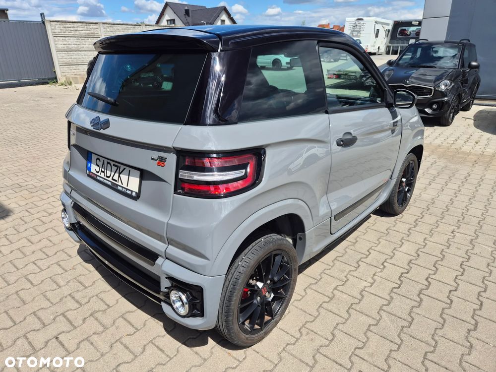 Ligier JS60 - 4