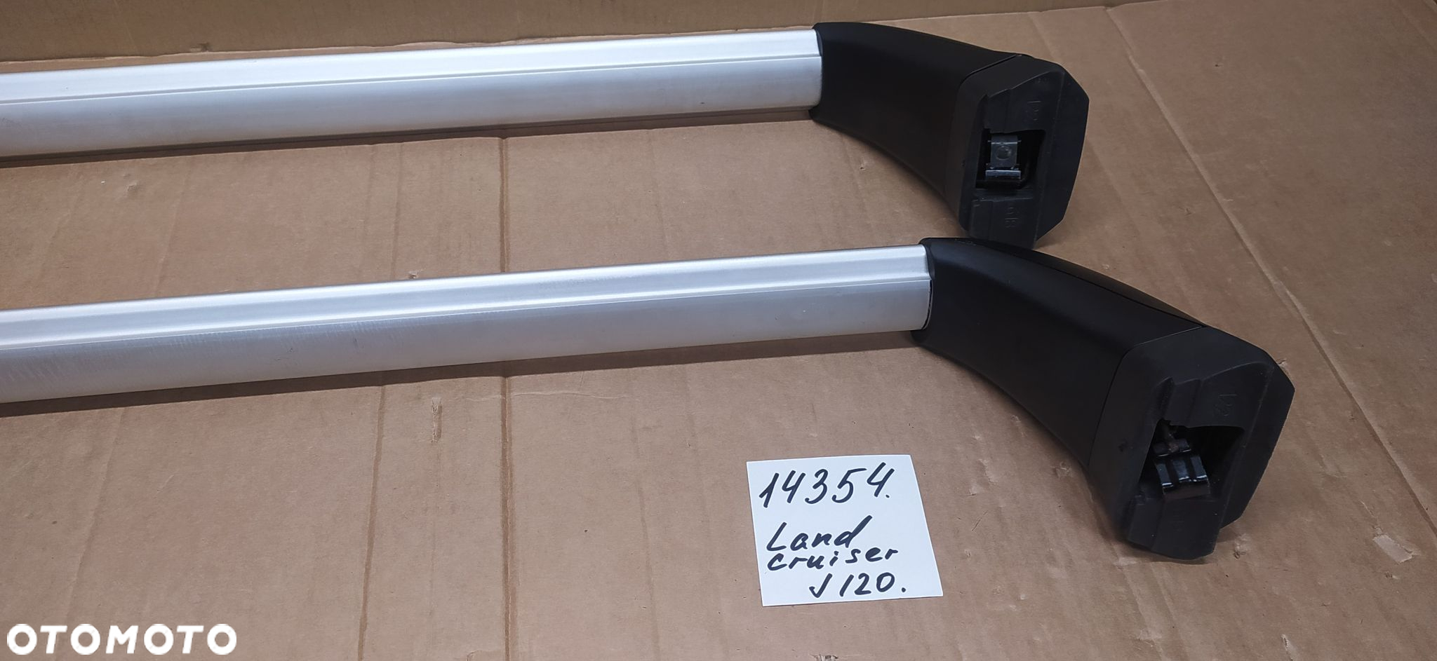 Bagażnik dachowy bazowy belki poprzeczki Toyota Land Cruiser 200, po 2008 - 5