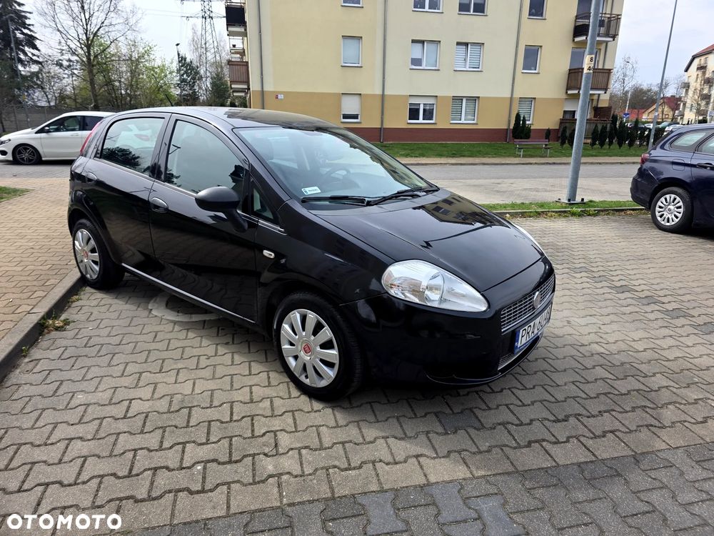 Fiat Grande Punto - 4