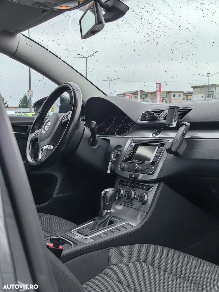 Volkswagen Passat 2.0 TDI DSG BlueMotion Technology Comfortline - 5