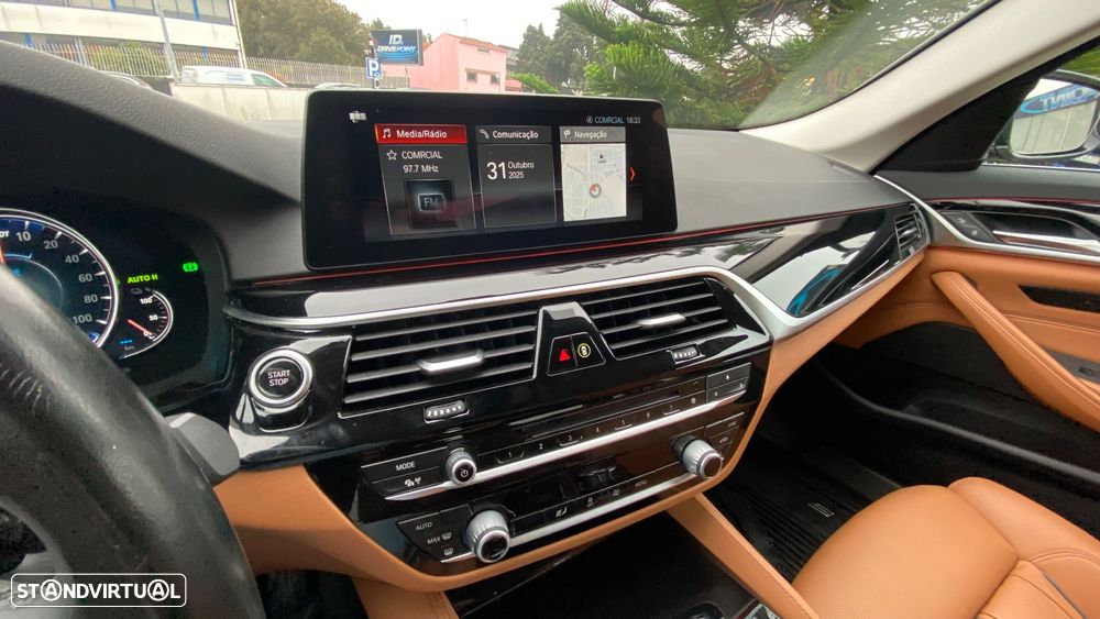 BMW 530 e iPerformance Line Luxury - 34