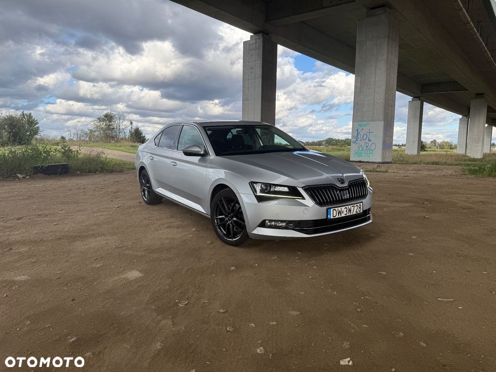 Skoda Superb 2.0 TDI Ambition DSG7 - 3