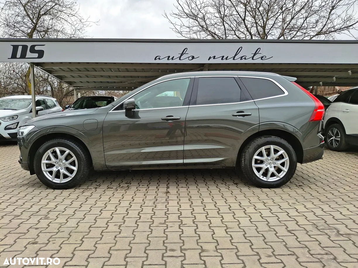 Volvo XC 60 T8 Twin Engine AWD Momentum Pro - 3