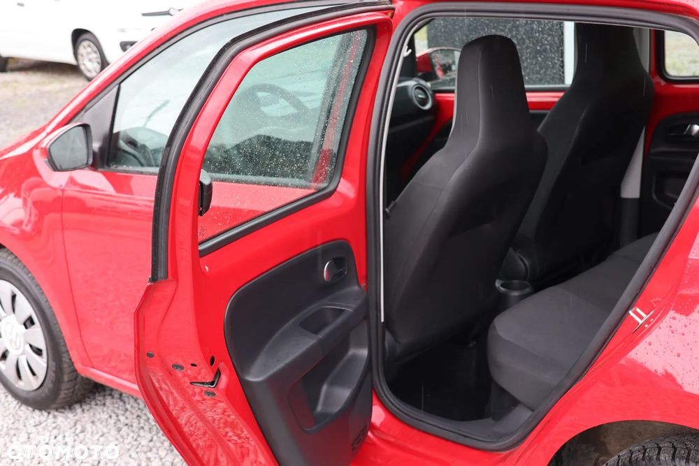 Volkswagen up! sound - 9