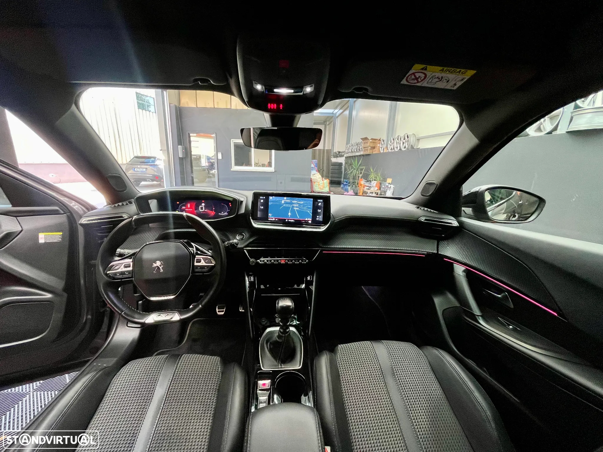 Peugeot 2008 1.5 BlueHDi GT - 16