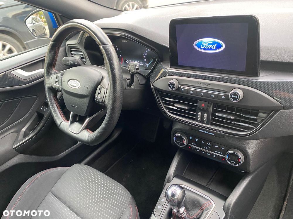 Ford Focus 2.0 EcoBlue ST-Line Business - 23