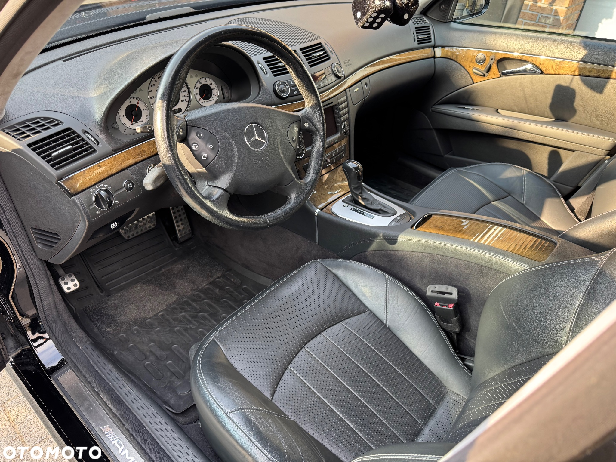Mercedes-Benz Klasa E 55 AMG T Automatik - 12