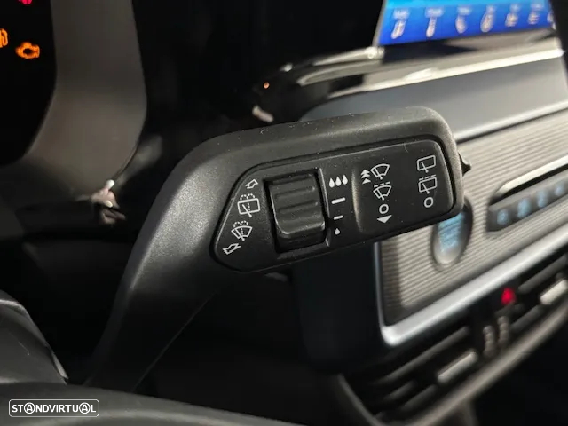 Ford Tourneo Courier 1.0 EcoBoost Active - 27