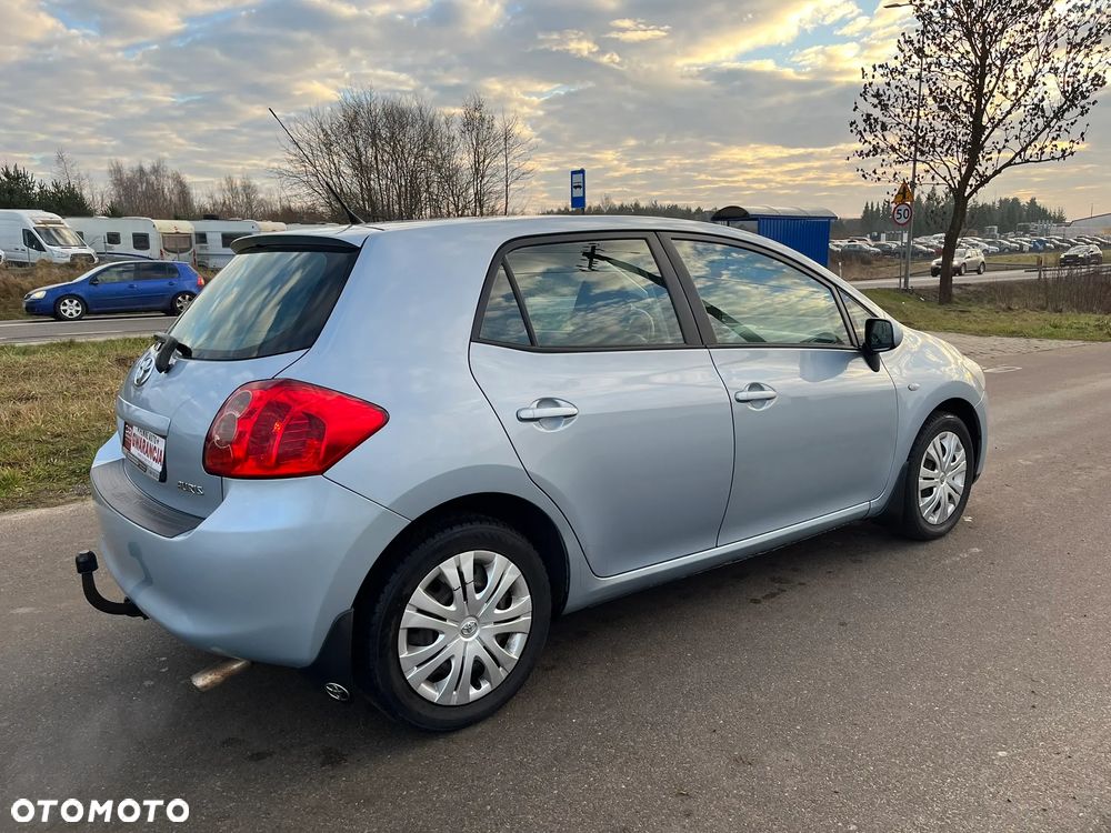 Toyota Auris 1.6 VVT-i Multimode Executive - 4