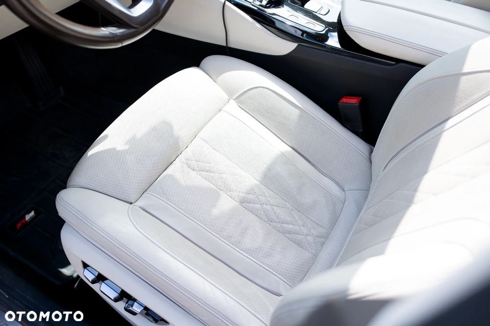BMW 6GT - 9