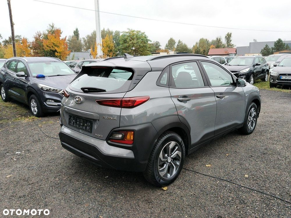 Hyundai Kona - 4
