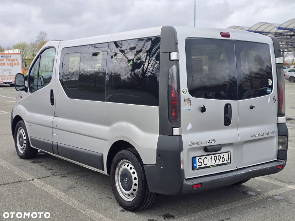 Opel Vivaro - 9