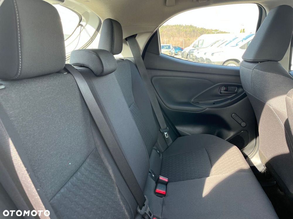 Toyota Yaris 1.5 Comfort CVT - 26