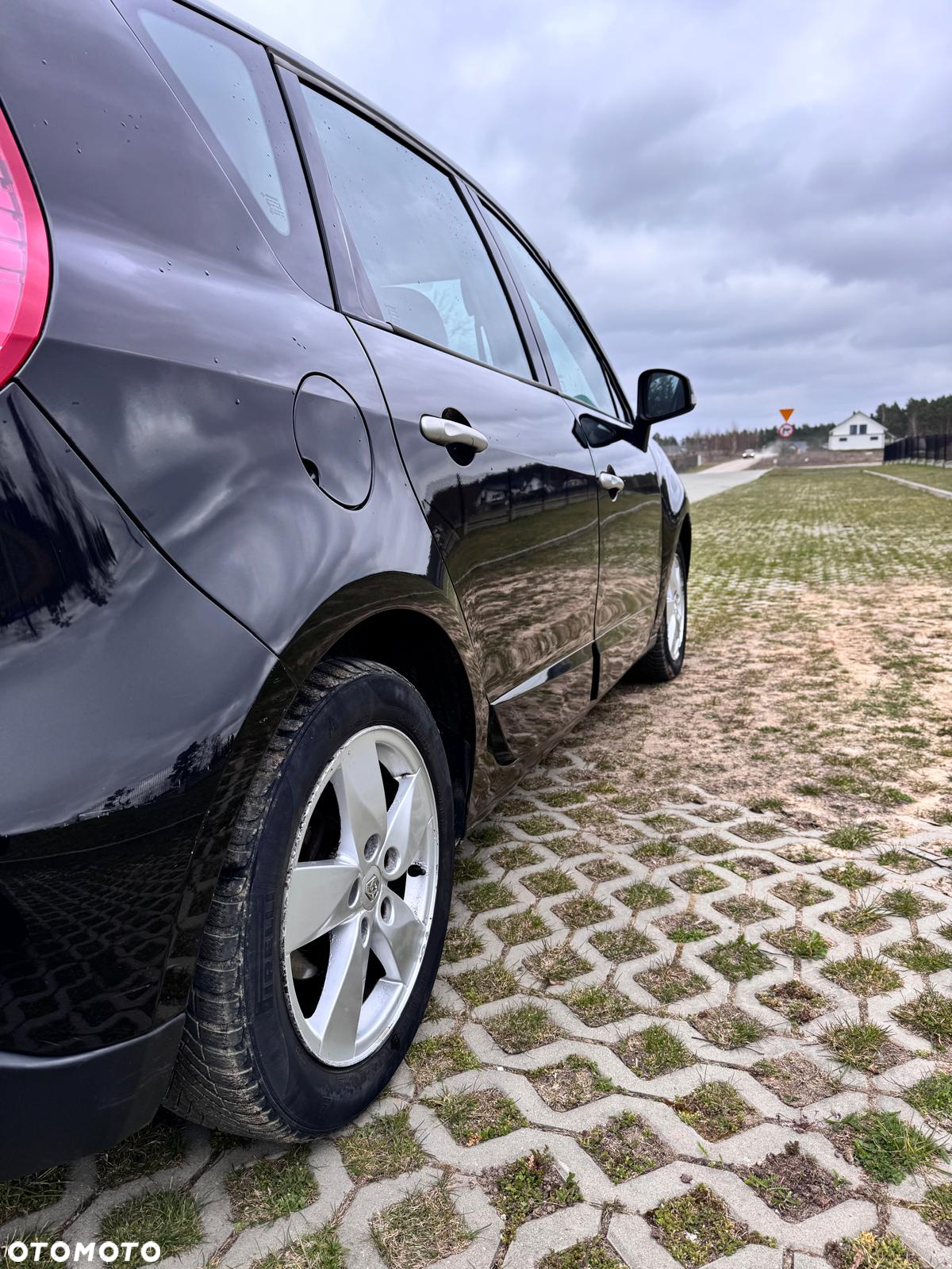 Renault Scenic - 6
