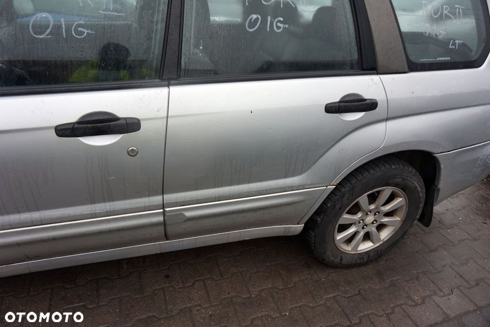 DRZWI TYLNE LEWE FORESTER II SG 01G  SREBRNY SUBARU 2002-2006 - 2