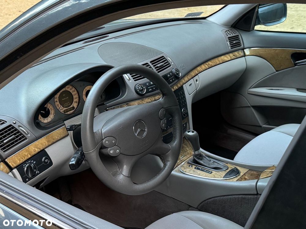 Mercedes-Benz Klasa E - 11