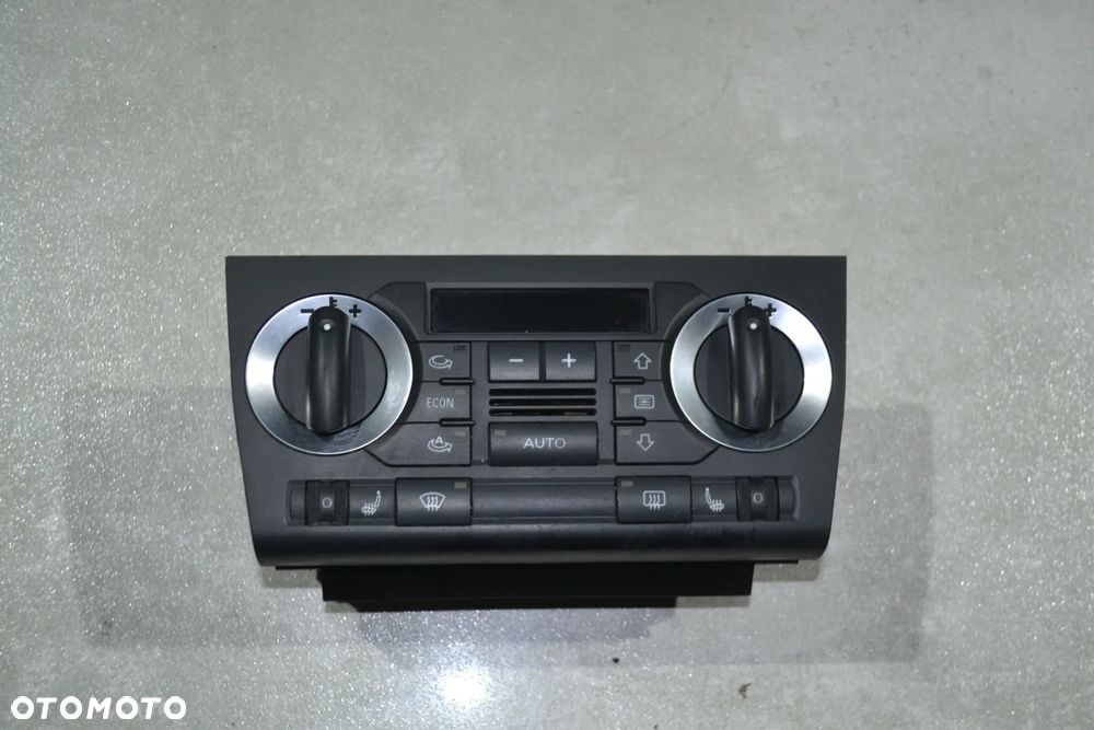 AUDI A3 8P PANEL STEROWANIA KLIMATYZACJI OGRZEWANIA 2 DIN 8P0820043AD - 1