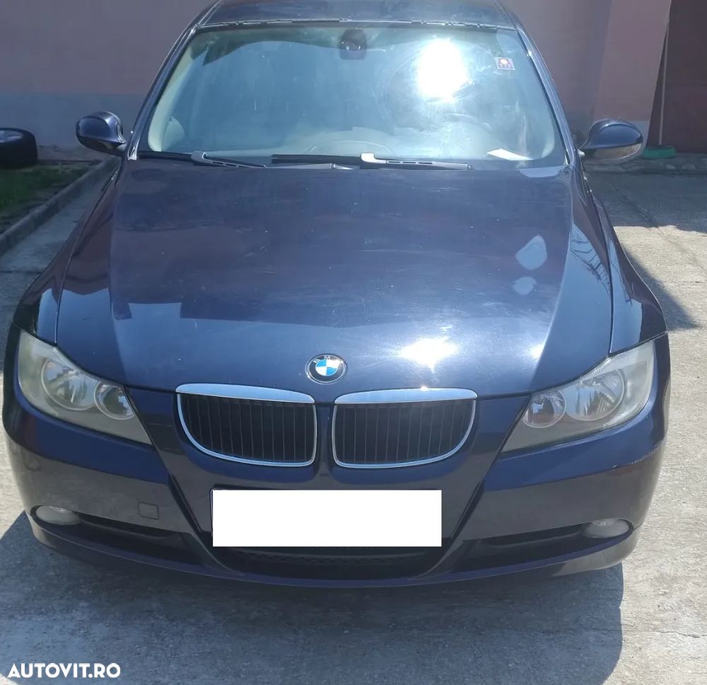 BMW Seria 3 318d - 1