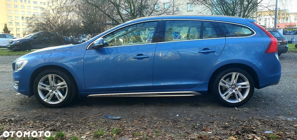 Volvo V60 D4 Geartronic Summum - 6