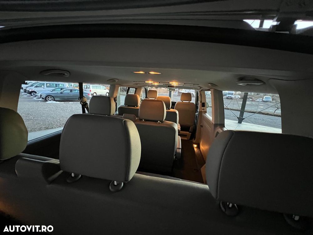 Volkswagen Caravelle - 22