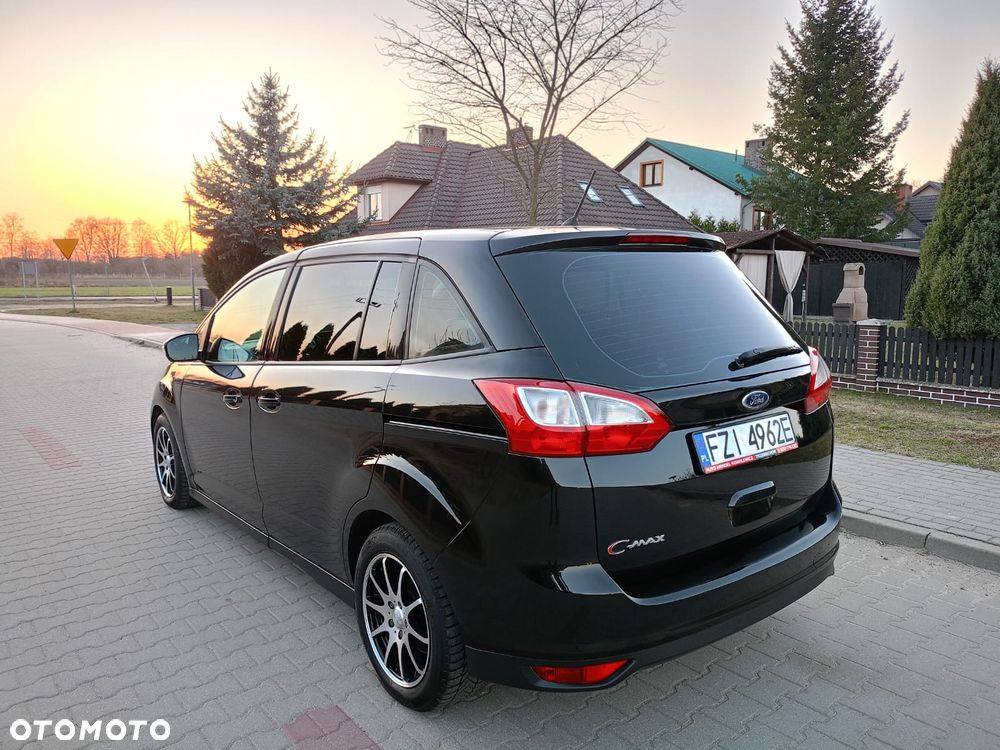 Ford Grand C-MAX - 5