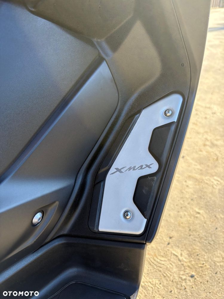 Yamaha X-max - 15