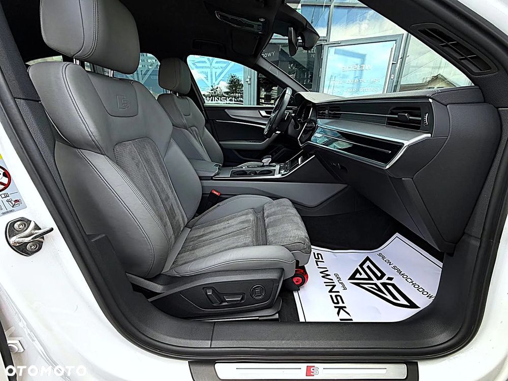 Audi A6 Avant 55 TFSI e Quattro Sport S tronic - 16