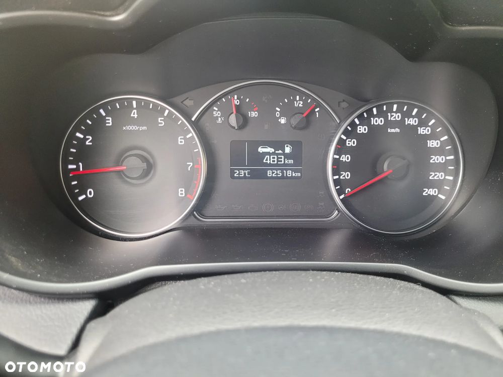 Kia Carens 1.6 GDI ISG Vision - 21