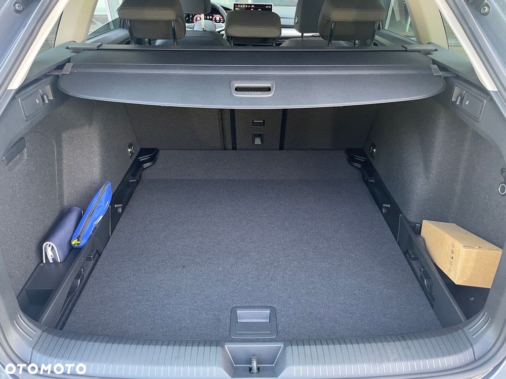 Volkswagen Golf Variant - 27