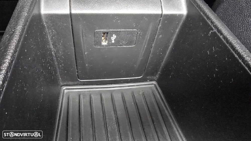 BMW 220 Gran Tourer d 7L Line Luxury Auto - 37