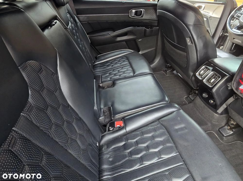 Kia Sorento 2.2 CRDi Prestige Line 4WD DCT 7os - 12