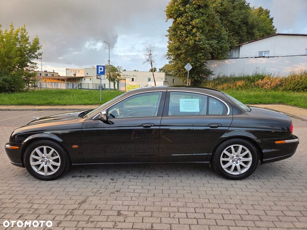 Jaguar S-Type - 4