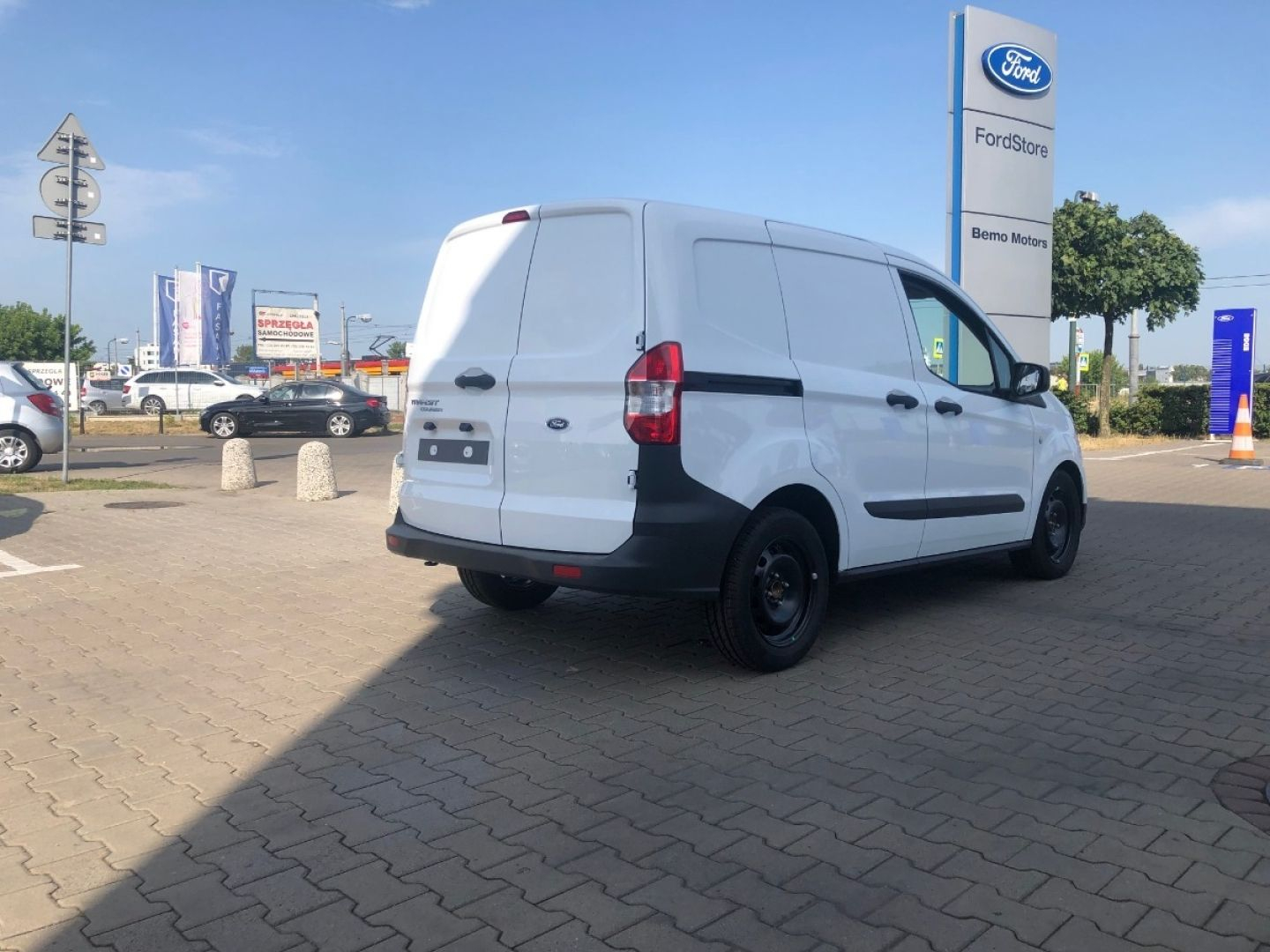 Ford Transit Courier - 5