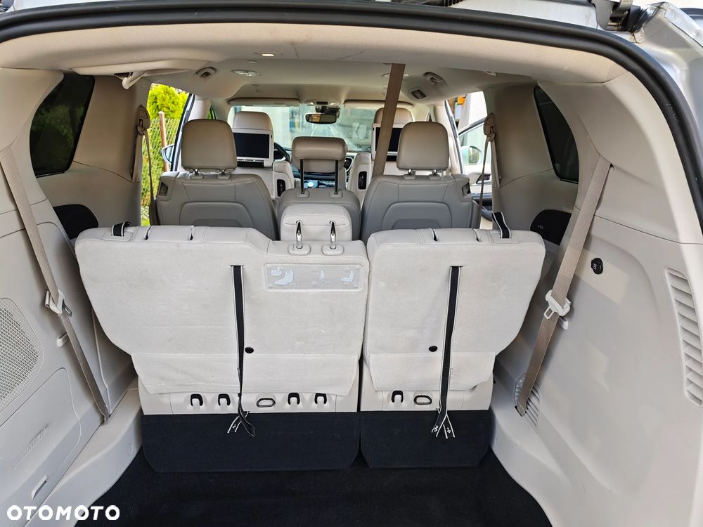 Chrysler Pacifica - 9