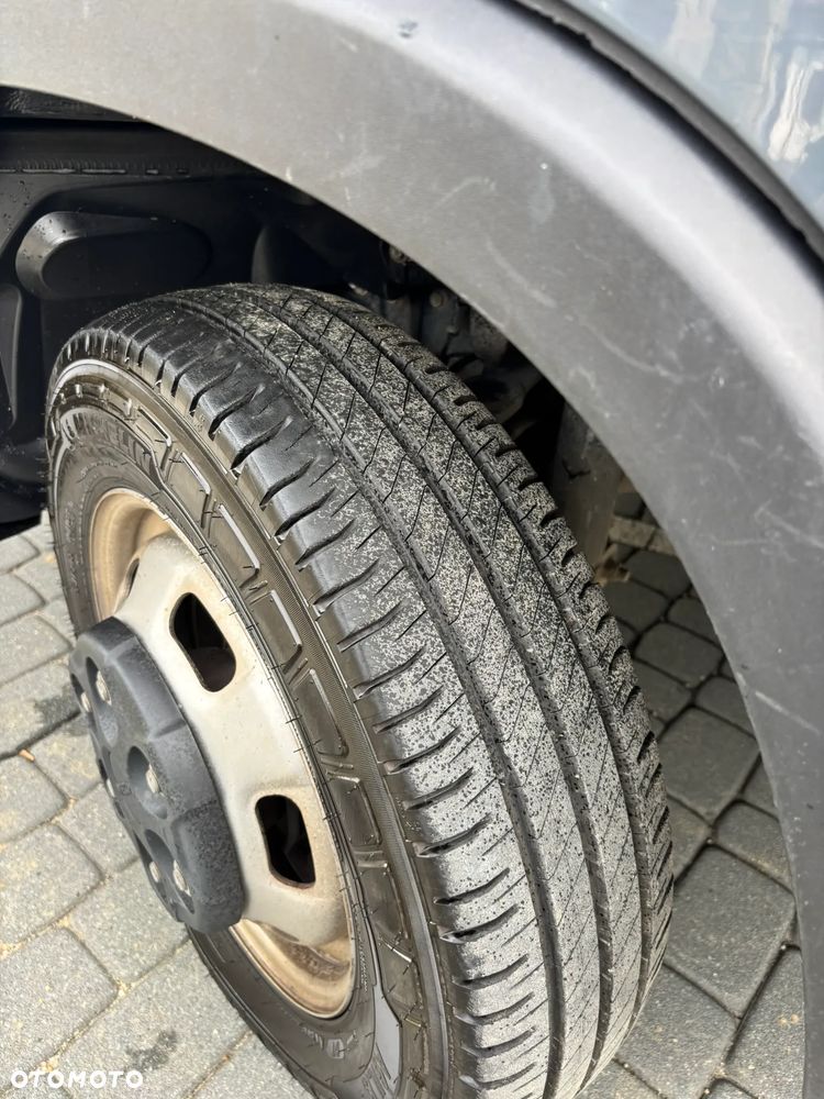Iveco Daily 35C18 - 25