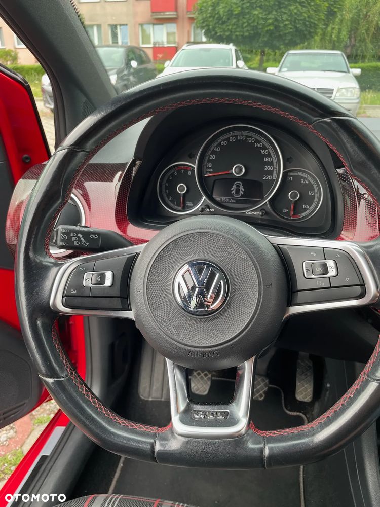Volkswagen up! 1.0 TSI GTI - 15