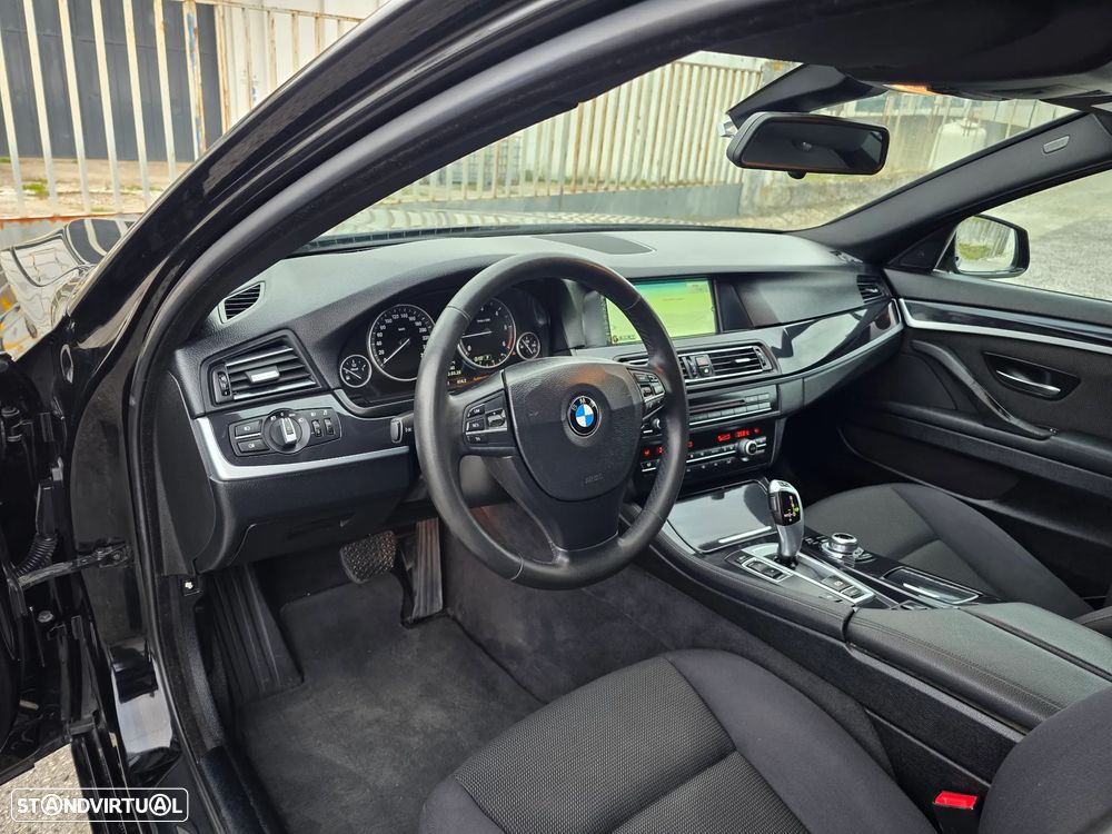 BMW 520 d Exclusive Auto 129g - 19