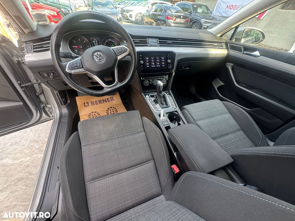 Volkswagen Passat - 8