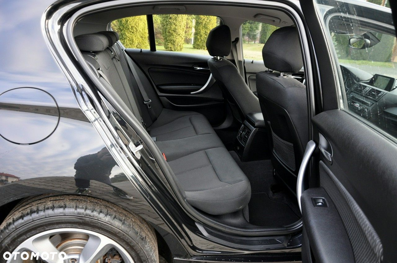 BMW Seria 1 118i Sport Line - 19