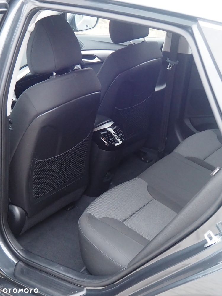Hyundai i40 1.7 CRDi BlueDrive Comfort - 25