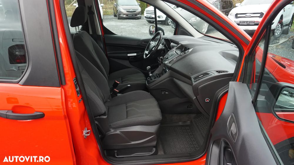 Ford Tourneo Connect 1.5 EcoBlue Start-Stop Titanium - 9