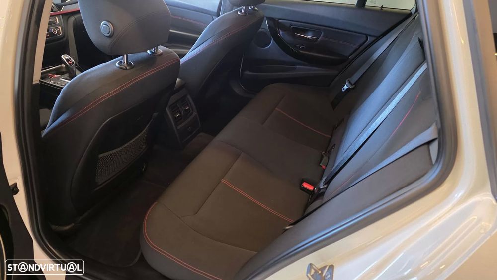 BMW 320 d Touring Sport-Aut. - 47