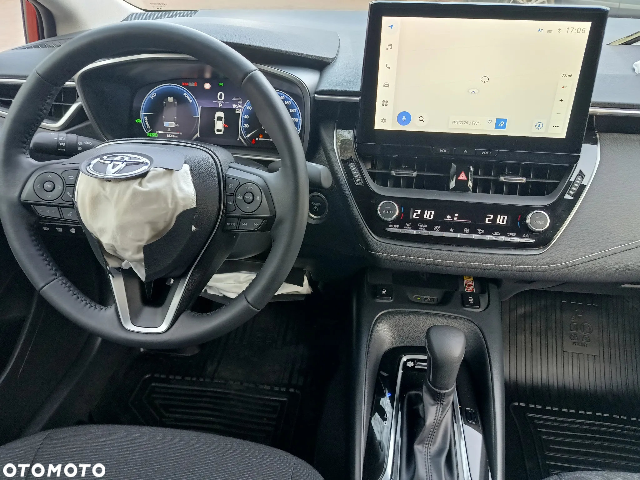 Toyota Corolla 1.8 Hybrid Style - 25