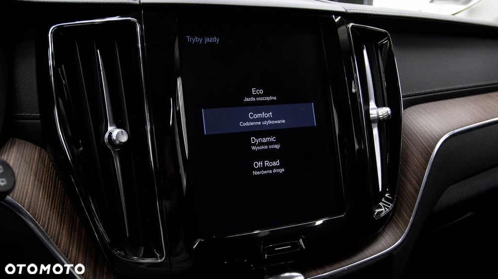 Volvo XC 60 B4 B Inscription - 27