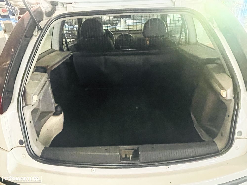 Opel Corsa C-Van - 8