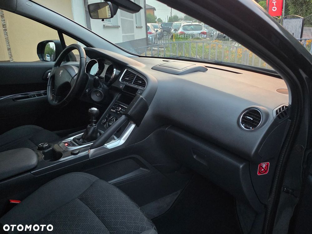 Peugeot 3008 - 23